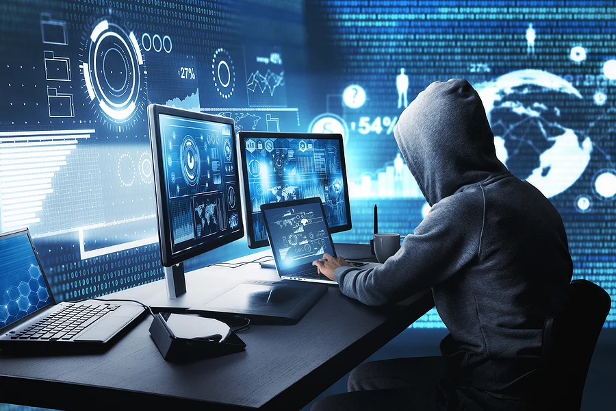 چگونه می توان به بخش کامپیوتری هواپیما نفوذ کرد ؟